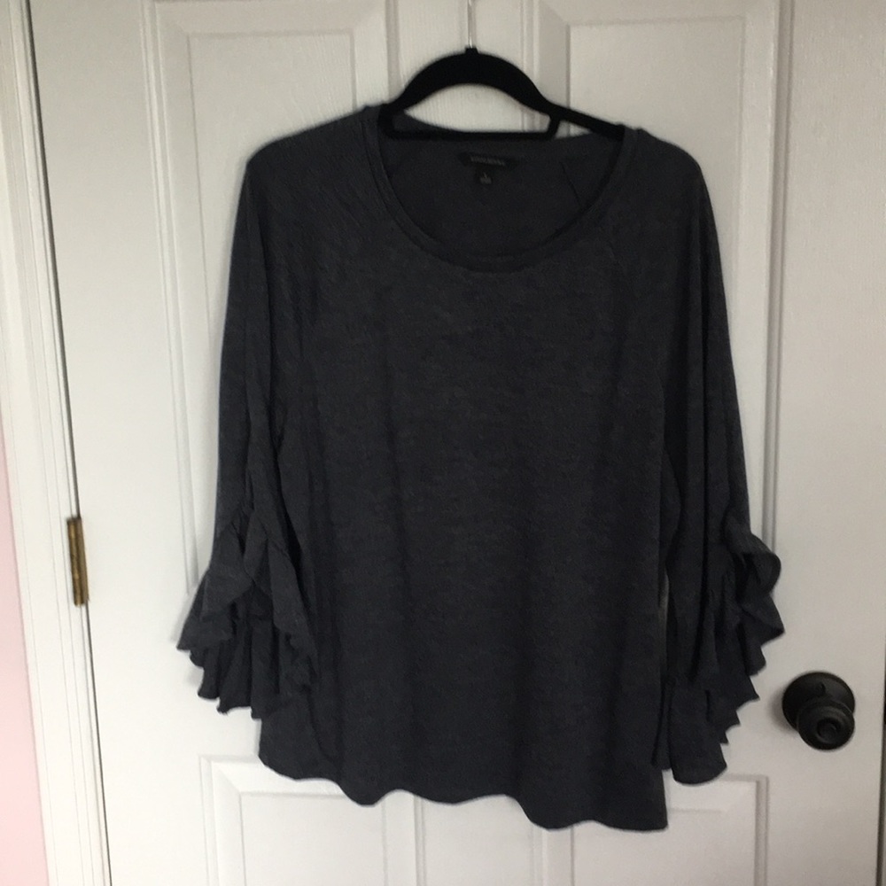 Ruffle sleeve t shirt